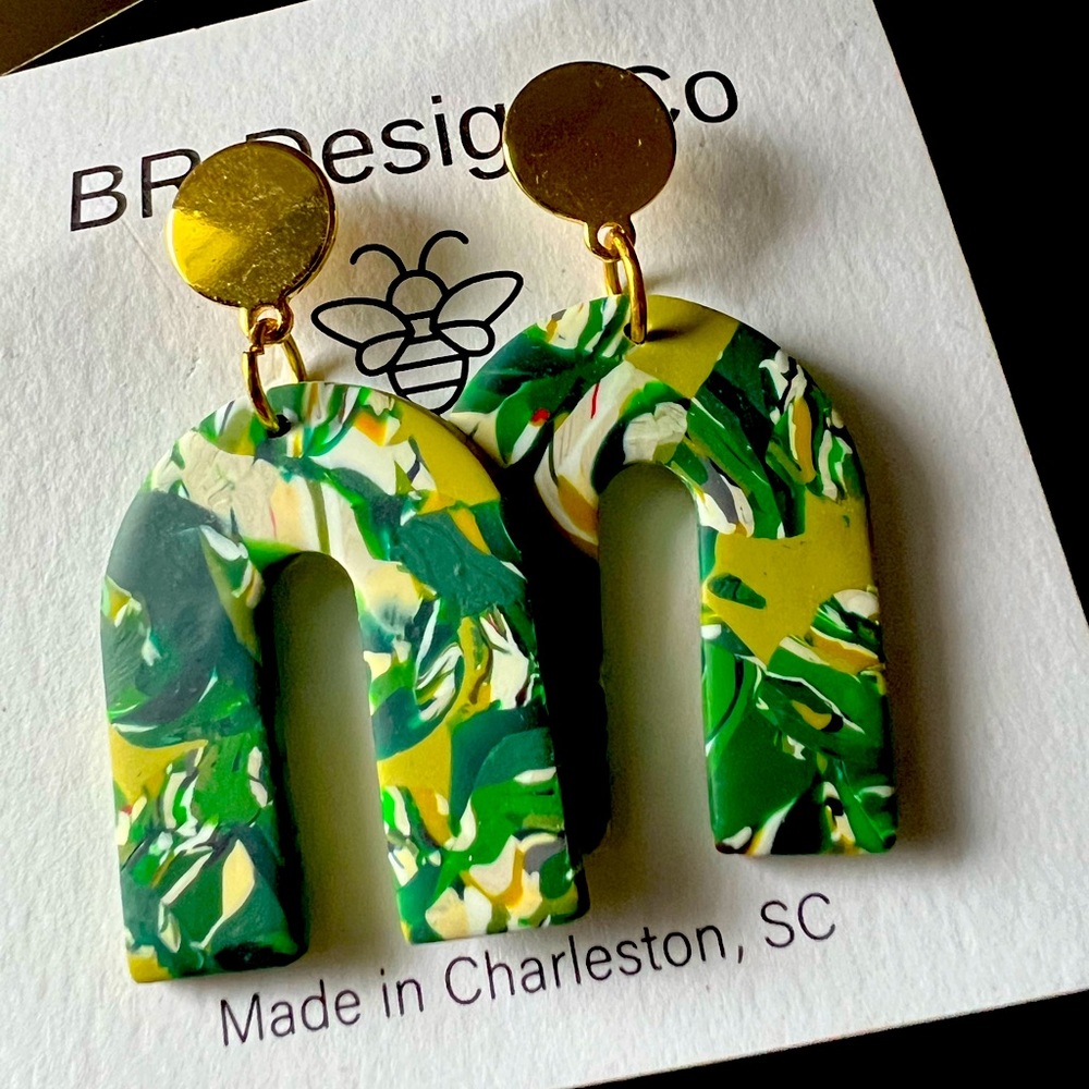 beautiful green marbled earrings